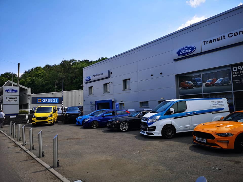 Fordthorne Transit Centre Showroom
